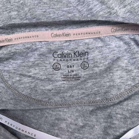 Calvin Klein Gray Performance T-Shirt - Picture 4 of 4